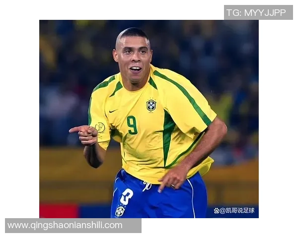 球星怒吼庆祝瞬间盘点:足球场上的激情与力量释放 球星怒吼庆祝瞬间盘点:足球场上的激情与力量释放